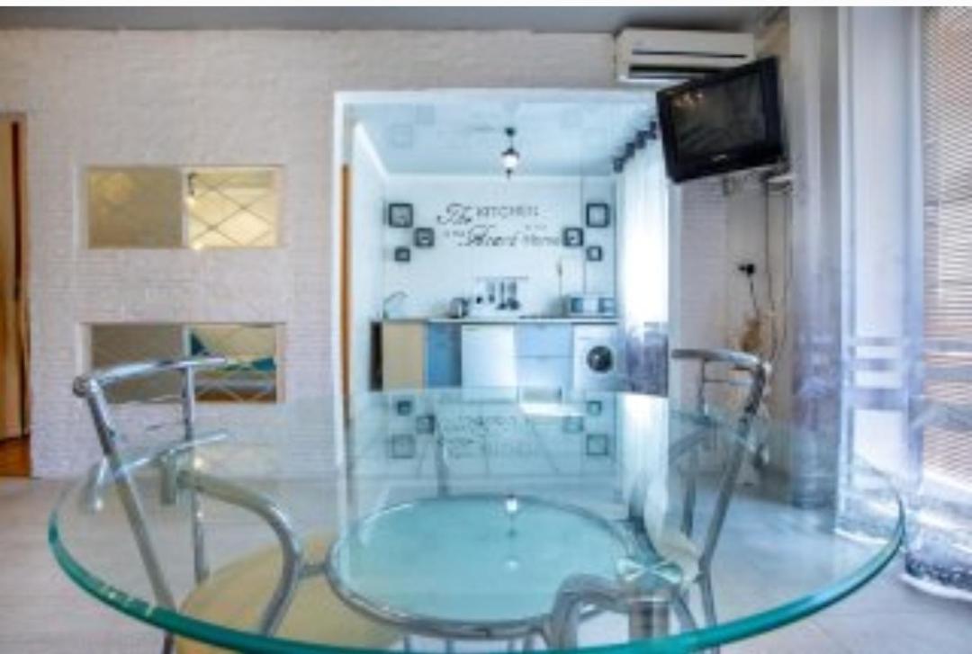Студия На Проспекте Мира Mykolaiv Exterior photo